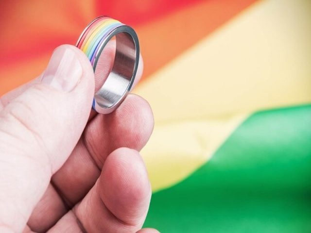 El matrimonio gay, la medida que permitió una drástica caída de los suicidios entre los homosexuales