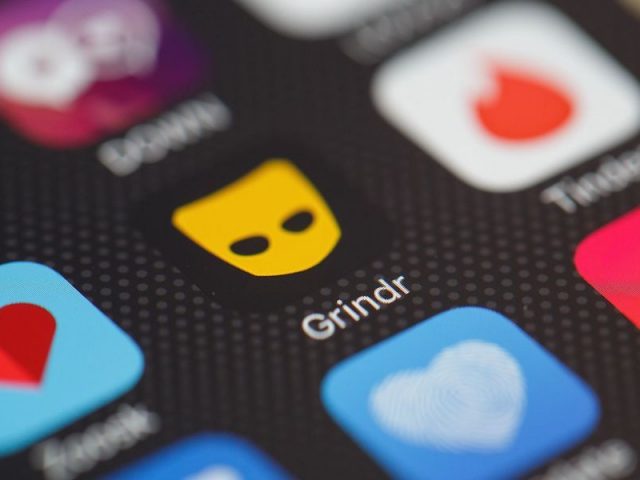 Grindr es la última víctima de la guerra comercial entre Estados Unidos y China