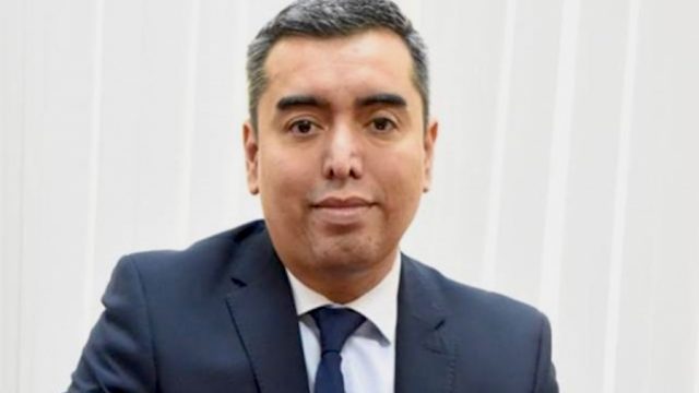 Ordenan separar de Morena a diputado que apoyó comentario de que “los gays eran una plaga»