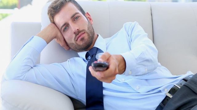 Los motivos por los que los gays de más de 45 años están solteros